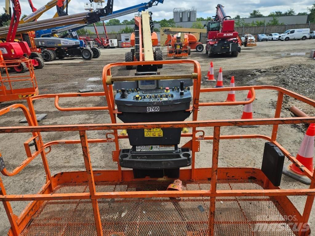 JLG 1500 SJ Teleskopiniai keltuvai
