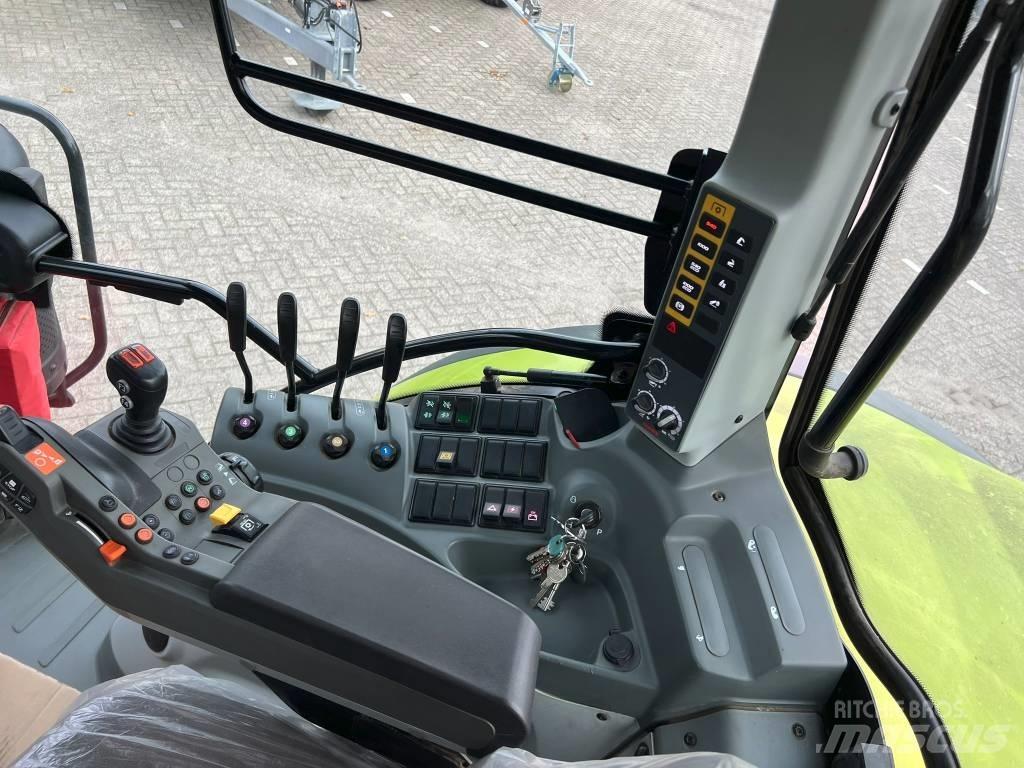 CLAAS Arion 510 Cis Traktoriai