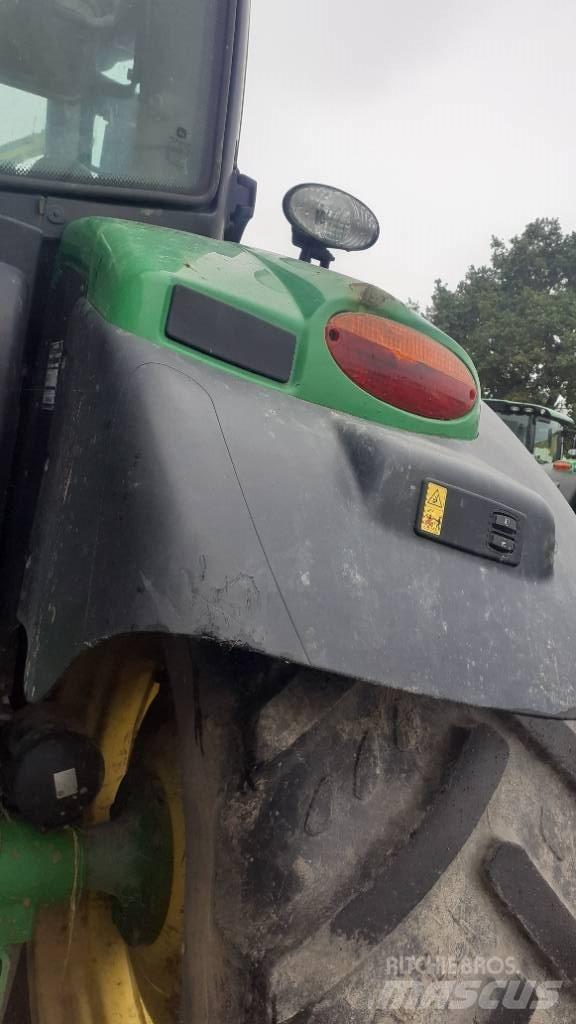 John Deere 6130 R Traktoriai