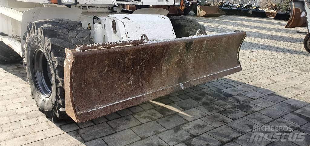 Mecalac 714 MWE Ratiniai ekskavatoriai