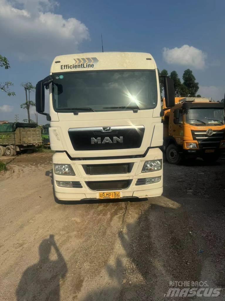 Sitrak SINOTRUCK 4x2 Naudoti vilkikai
