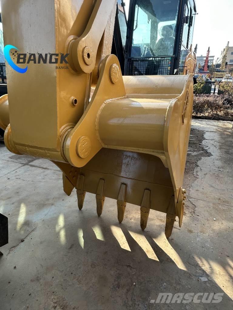 CAT 320 GC Vikšriniai ekskavatoriai