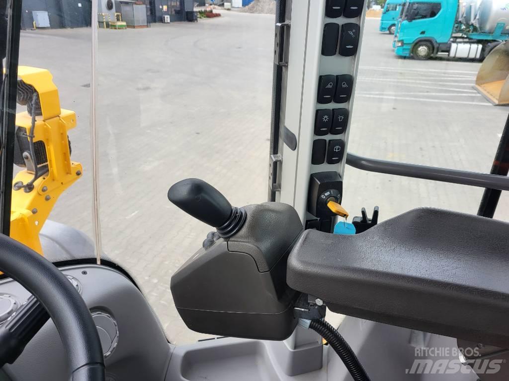 Volvo L110H Naudoti ratiniai krautuvai