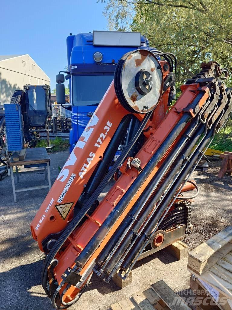 Atlas 172.3E - A6 Keltuvai-krautuvai