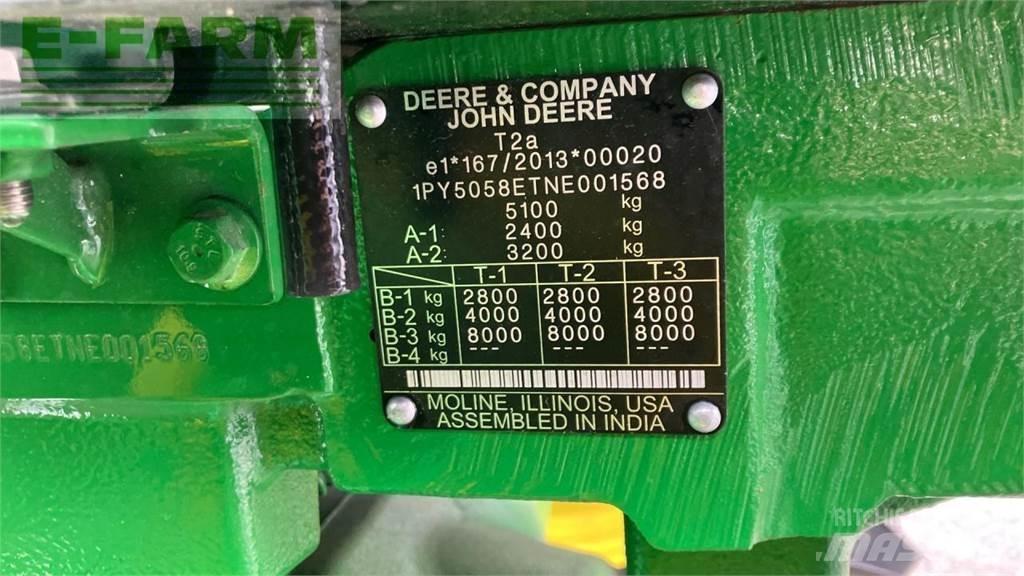 John Deere 5058E Traktoriai