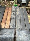 Merlo Pallet Forks Kiti krovimo ir kasimo mechanizmai ir jų priedai