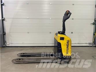 Hyundai 15EP Mažų aukščių keltuvai