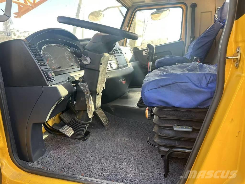 XCMG QY70KC Visureigiai kranai
