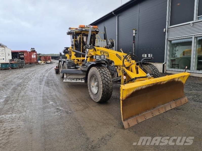 Veekmas FG 244 Greideriai