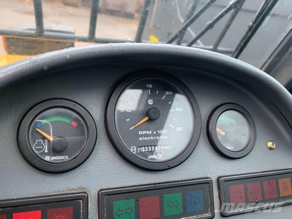 New Holland LM 430 Teleskopiniai krautuvai žemės ūkiui