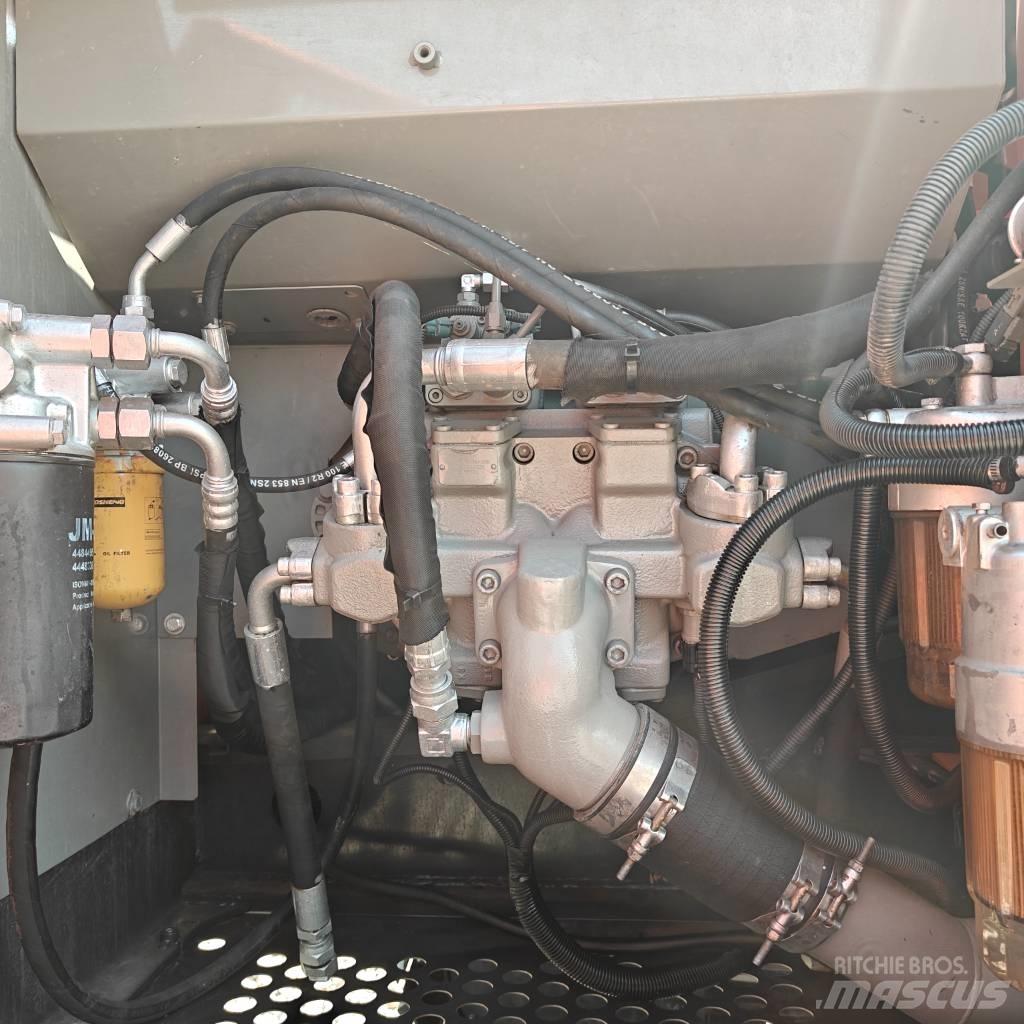 Hitachi 200-3 Vikšriniai ekskavatoriai