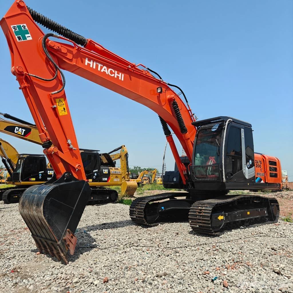 Hitachi 200-3 Vikšriniai ekskavatoriai