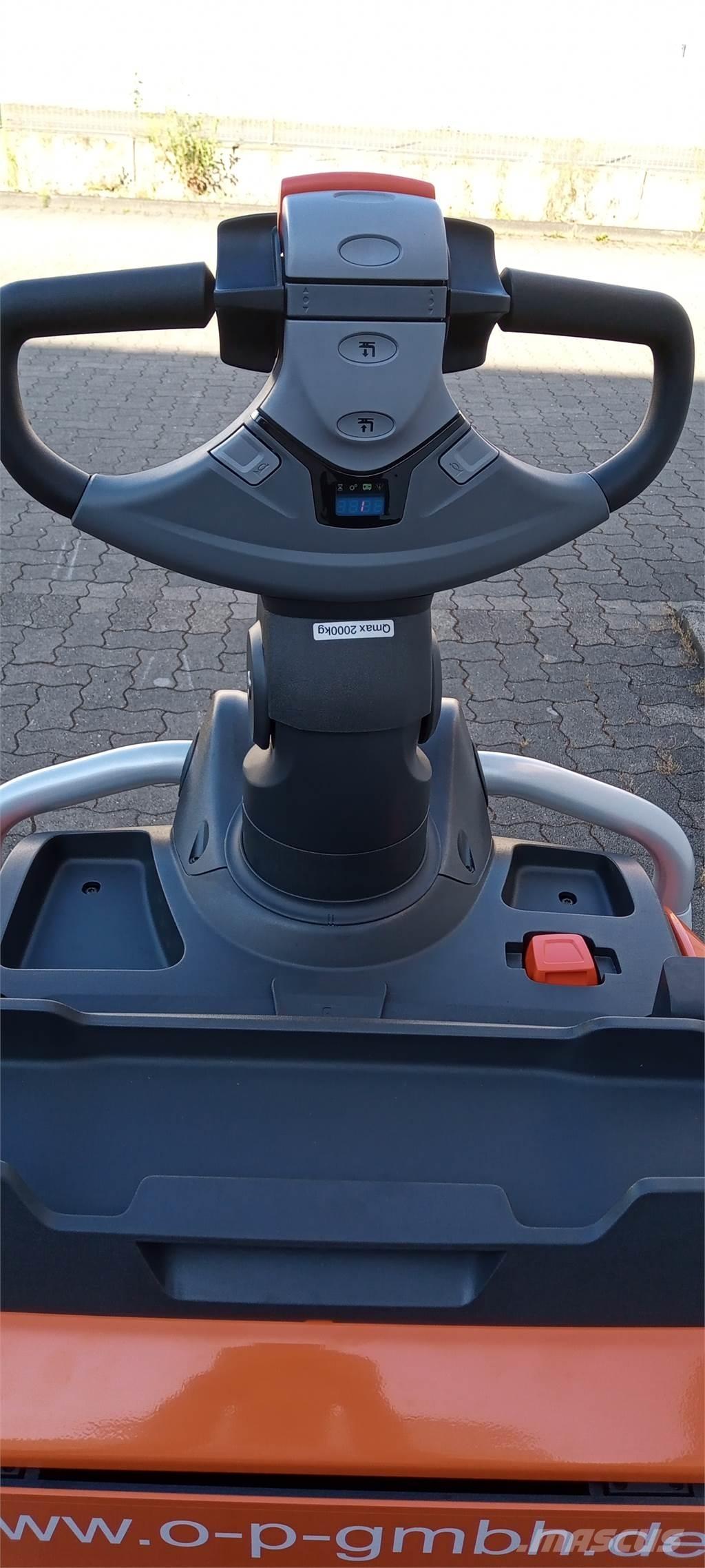 Toyota LPE200 Mažų aukščių keltuvai