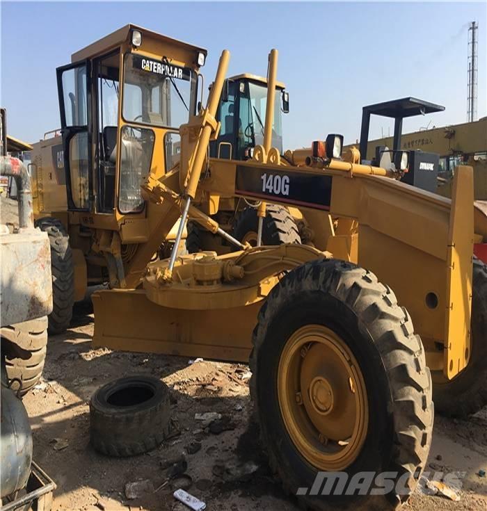 CAT 140 H II Greideriai
