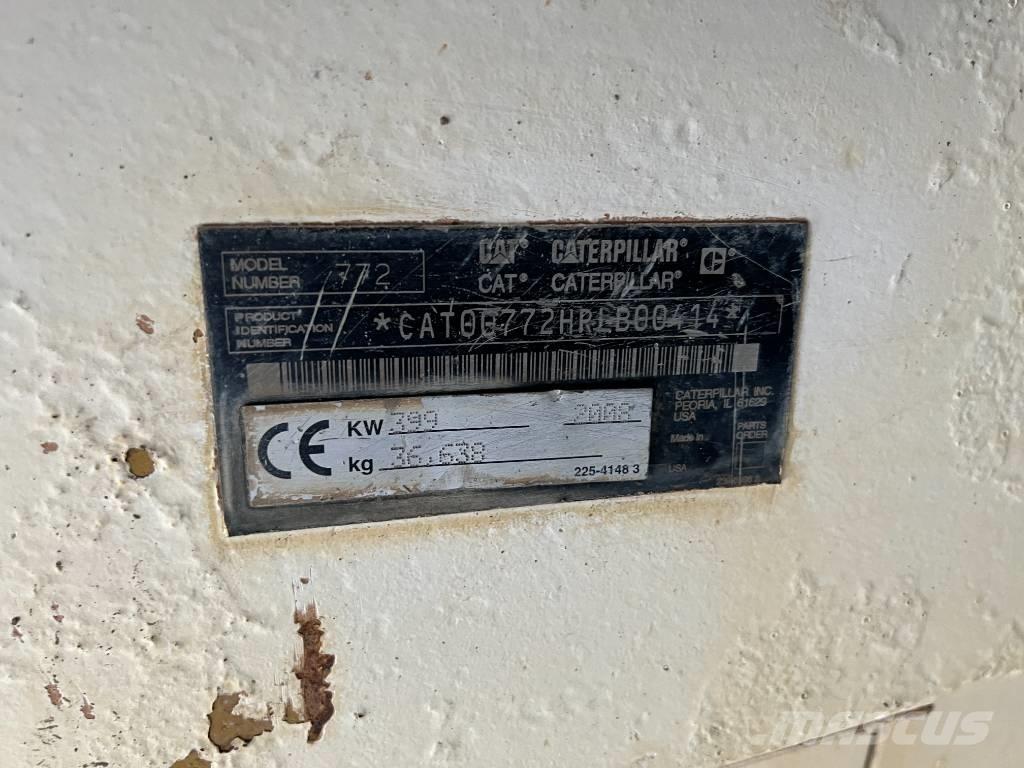 CAT 772 Atliekų išvežimo technika