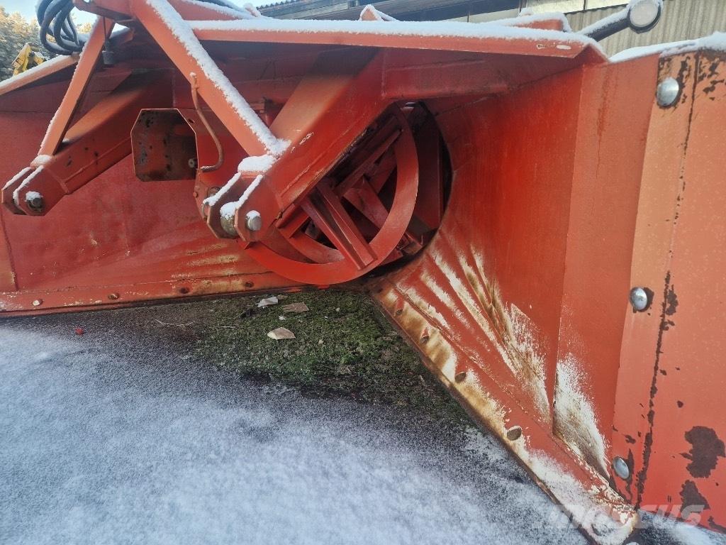 Esko 312 Sniego pūstuvai