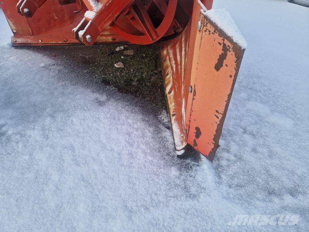 Esko 312 Sniego pūstuvai