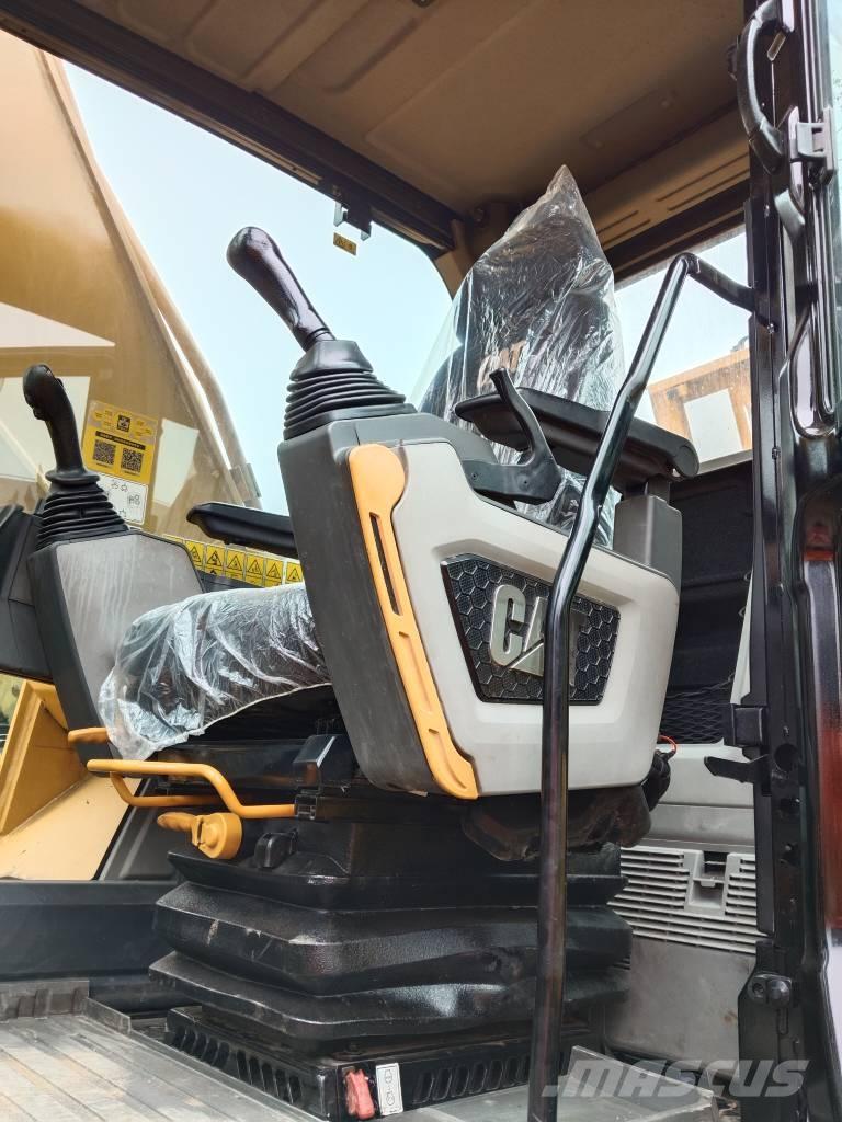 CAT 330 GC Vikšriniai ekskavatoriai