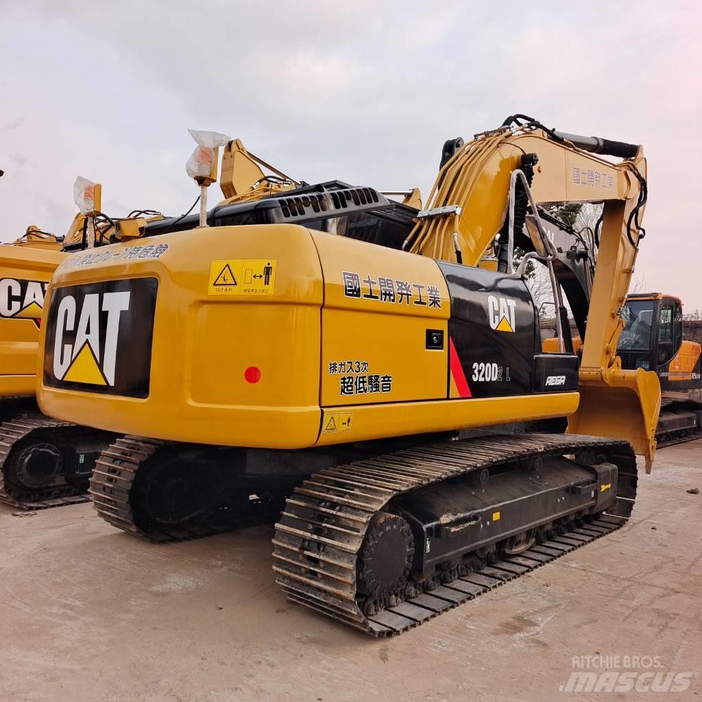 CAT 320D Vikšriniai ekskavatoriai