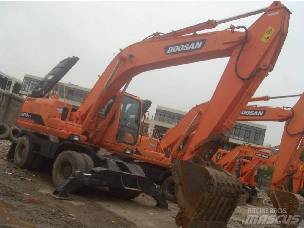 Doosan DH 210 W-7 Ratiniai ekskavatoriai