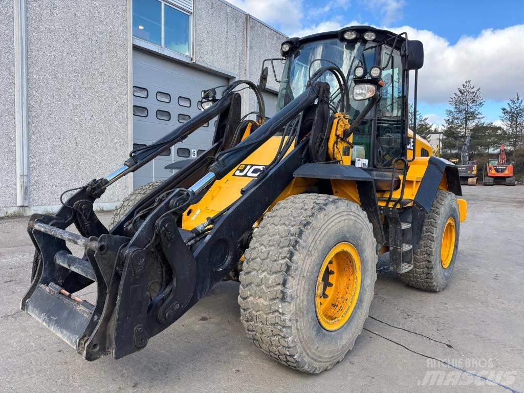 JCB 437 HT Naudoti ratiniai krautuvai