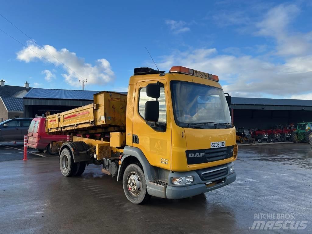 DAF LF 45.160 Savivarčių priekabų vilkikai