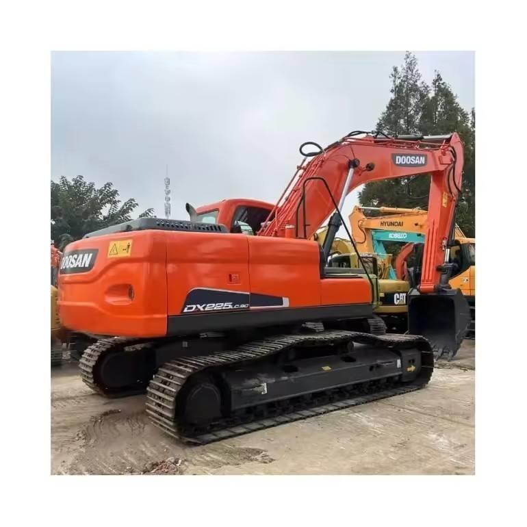Doosan DX 225 LC-9C Vikšriniai ekskavatoriai