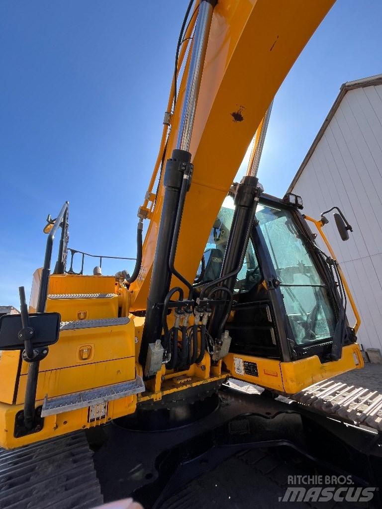 JCB JS 220 LC Vikšriniai ekskavatoriai