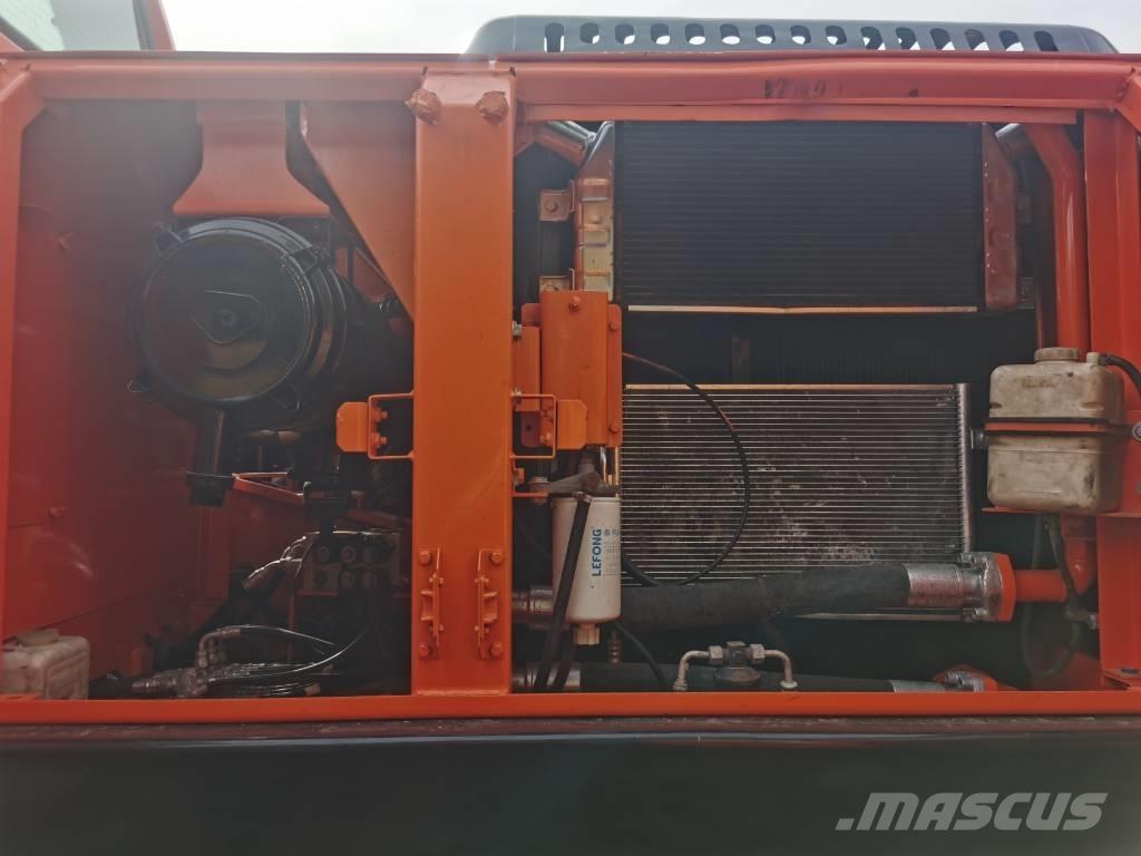 Doosan DX225LC-9C Vikšriniai ekskavatoriai