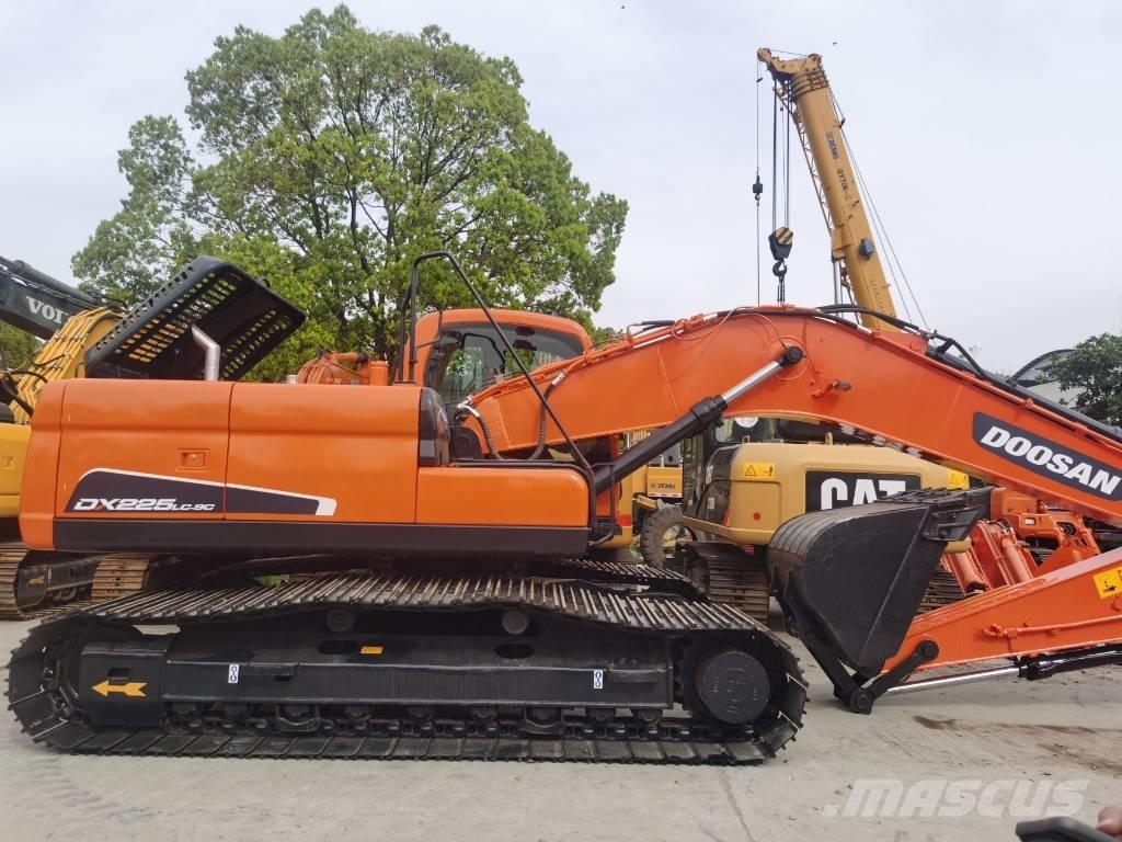 Doosan DX225LC-9C Vikšriniai ekskavatoriai