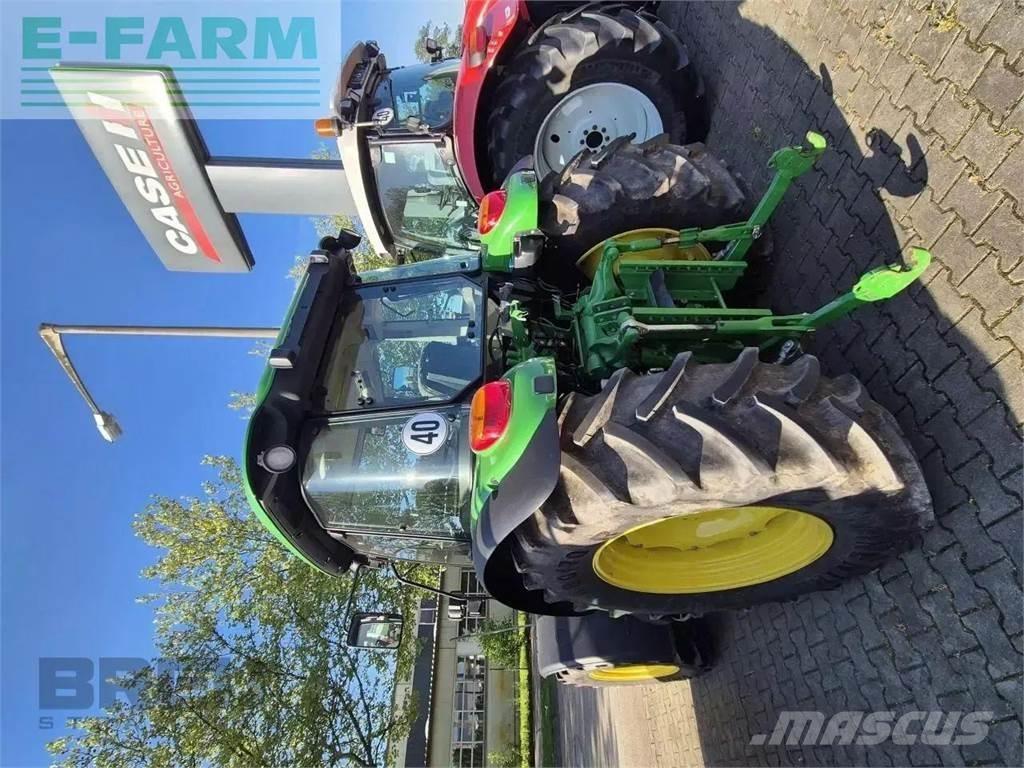 John Deere 5070 m Traktoriai