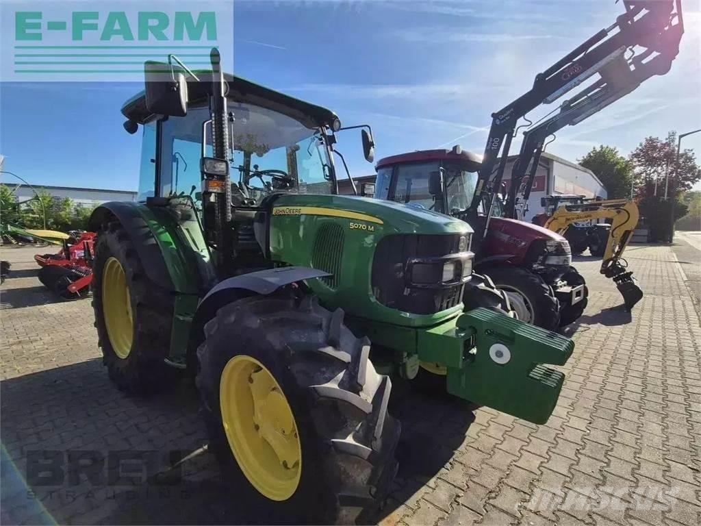 John Deere 5070 m Traktoriai
