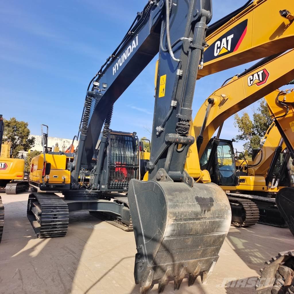 Hyundai 220LC-9T Vikšriniai ekskavatoriai