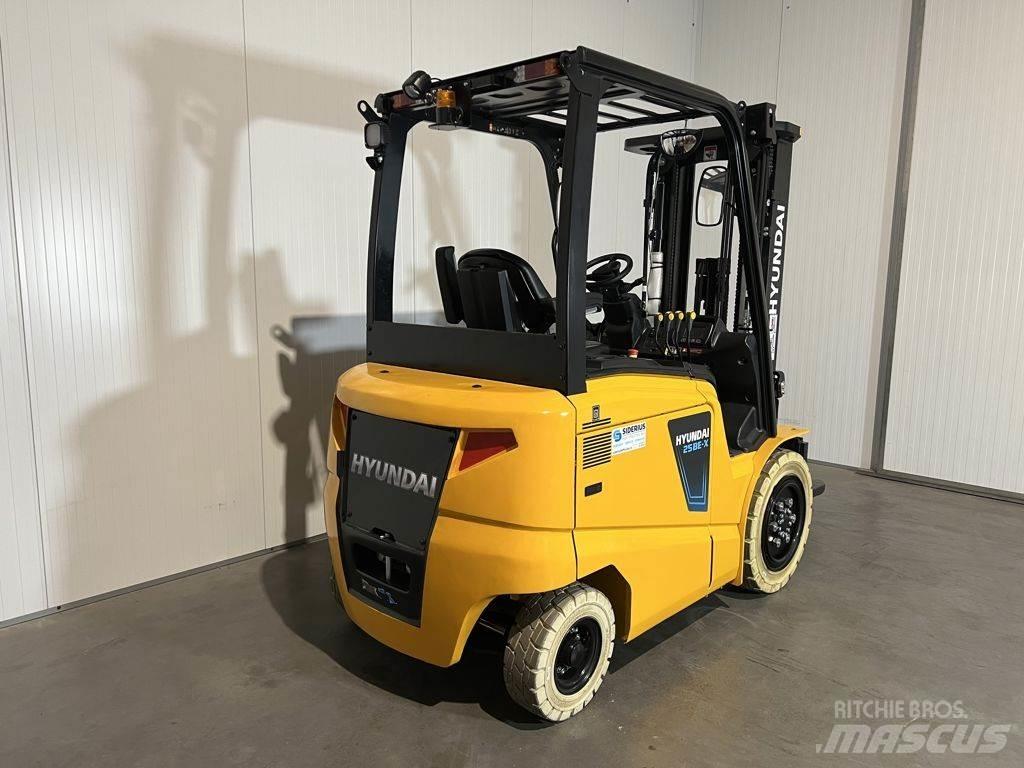 Hyundai 25BE-X Elektriniai šakiniai krautuvai