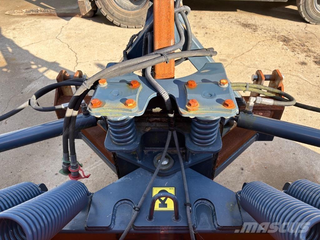  Ozamet  TR32 Sniego peiliai ir valytuvai