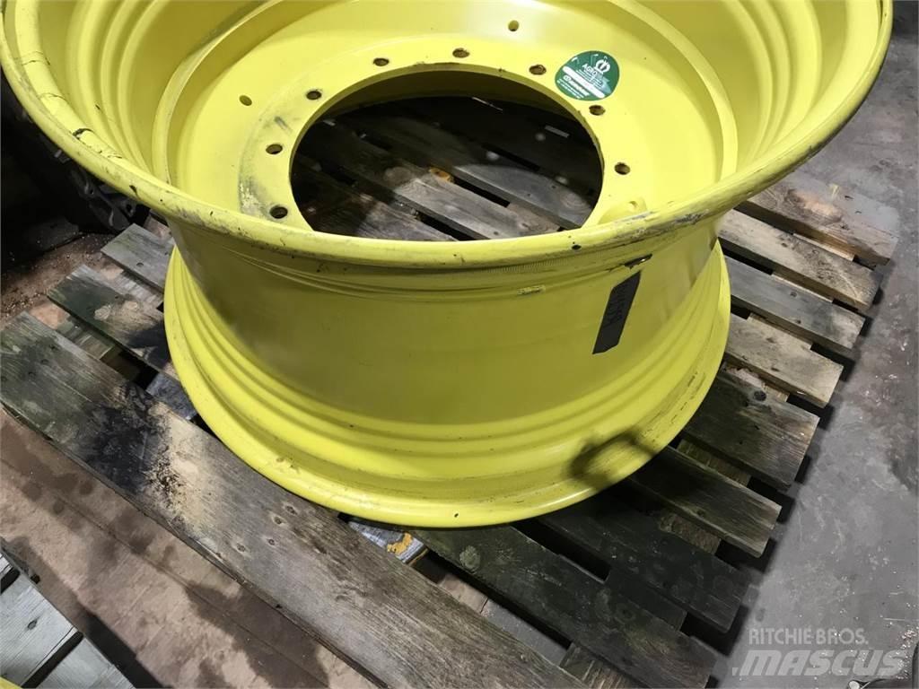 John Deere 20x34 Padangos, ratai ir ratlankiai