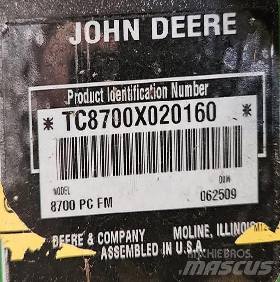 John Deere 8700 Savaeigės žoliapjovės