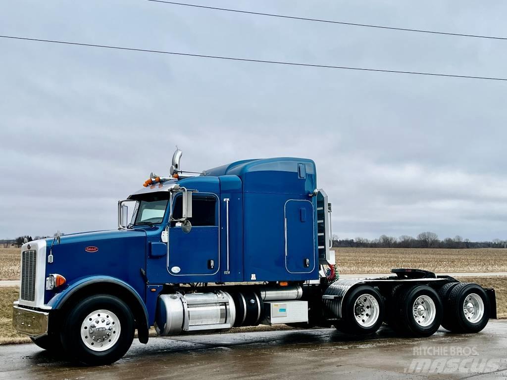 Peterbilt 367 Naudoti vilkikai