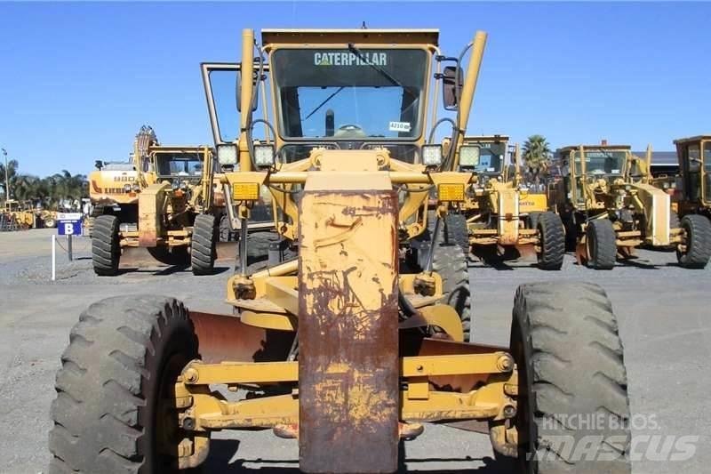 CAT 140K Greideriai