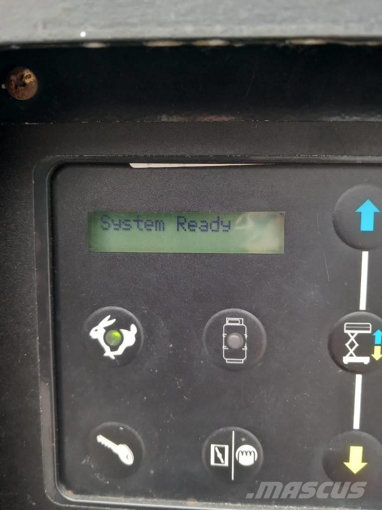 Genie GS 3369 RT Žirkliniai keltuvai