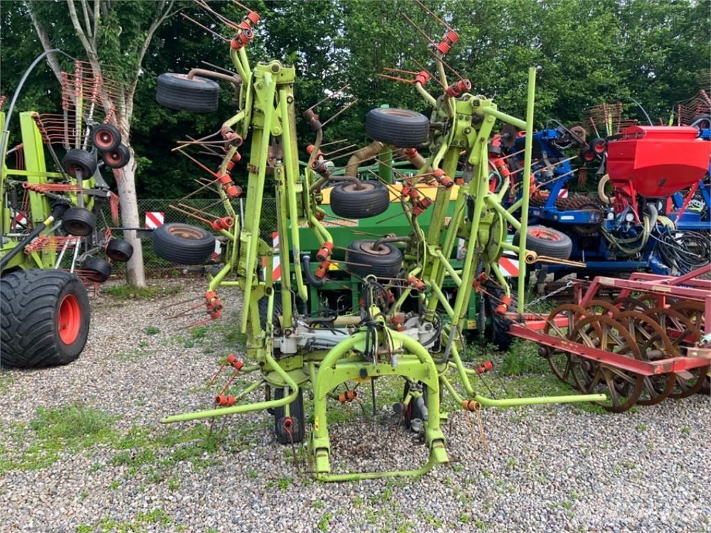 CLAAS VOLTO 870 Šieno grėbliai ir vartytuvai