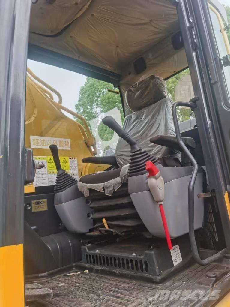 Komatsu PC 450-8 Vikšriniai ekskavatoriai