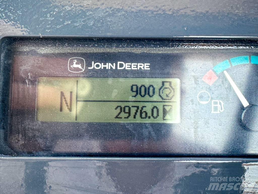 John Deere 210 LE EP Frontaliniai krautuvai ir ekskavatoriai
