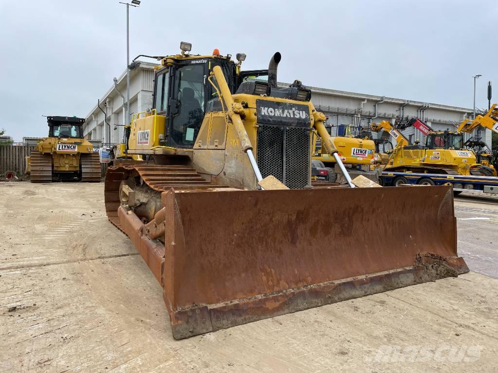 Komatsu D 65 PX-18E0 Vikšriniai buldozeriai