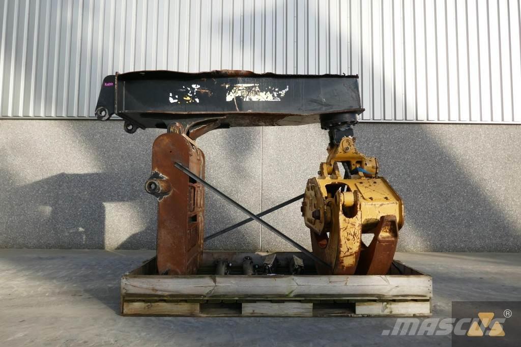 CAT 525D Grapple Transportas - Kita