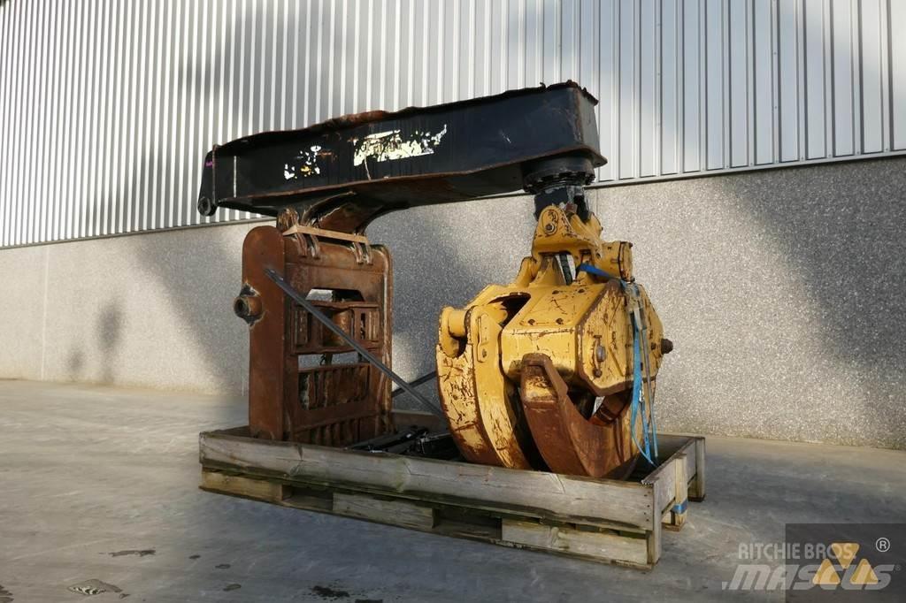 CAT 525D Grapple Transportas - Kita