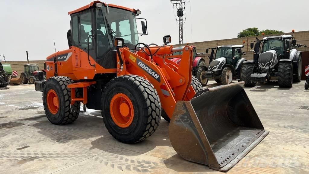Doosan DL 200-5 Mini krautuvai