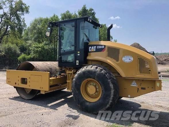 CAT CS 64 B Vieno būgno volai