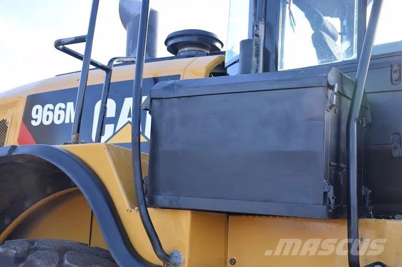 CAT 966 M Naudoti ratiniai krautuvai