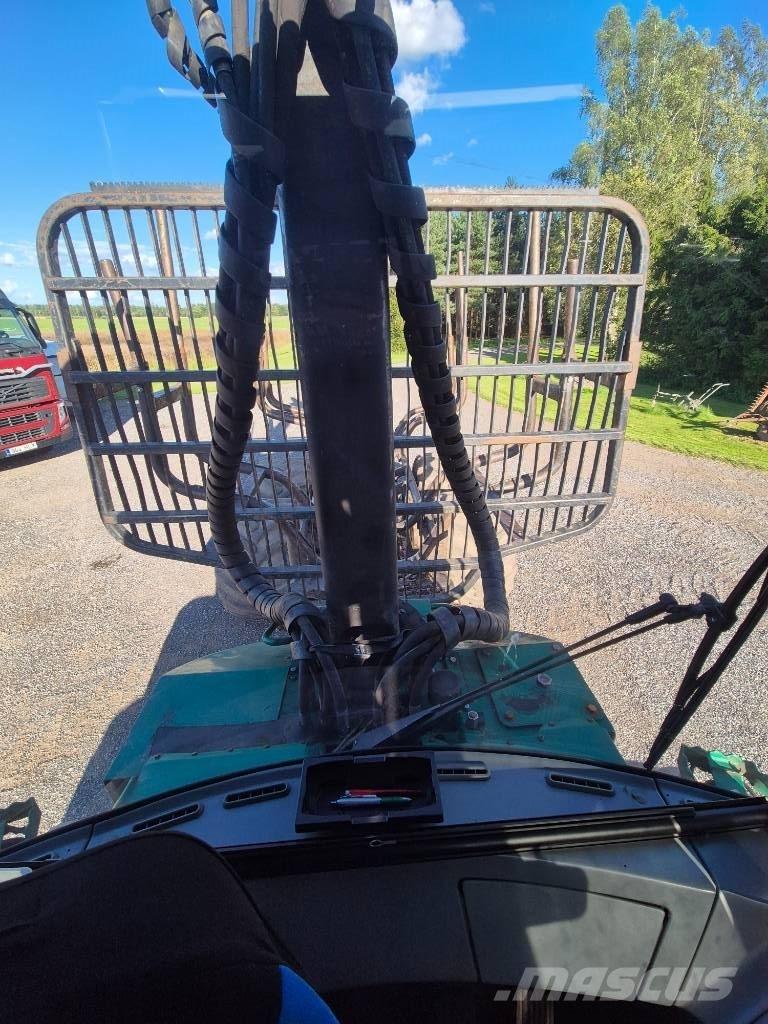 Timberjack 810D Naudoti miškovežiai (Forvarderiai)
